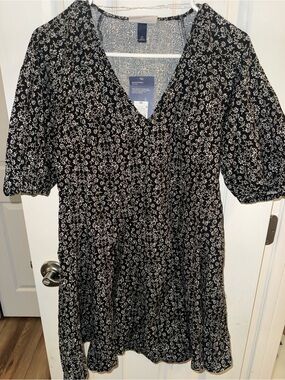 Universal Thread Black Mini Dress with White Floral Print